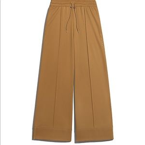 SOLD❣️❣️ Adidas x Ivy Park wide leg pant